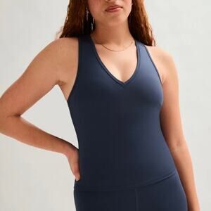 Girlfriend Collective Maddie V-Neck Racerback Tank Top Padded Skyline Blue M NWT